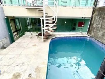 Cobertura com Piscina privativa no Rosarinho