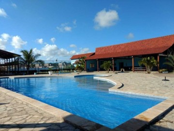 Casa no Condom�nio Village Carneiros