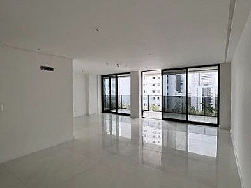 Apartamento de 4 quartos na Jaqueira